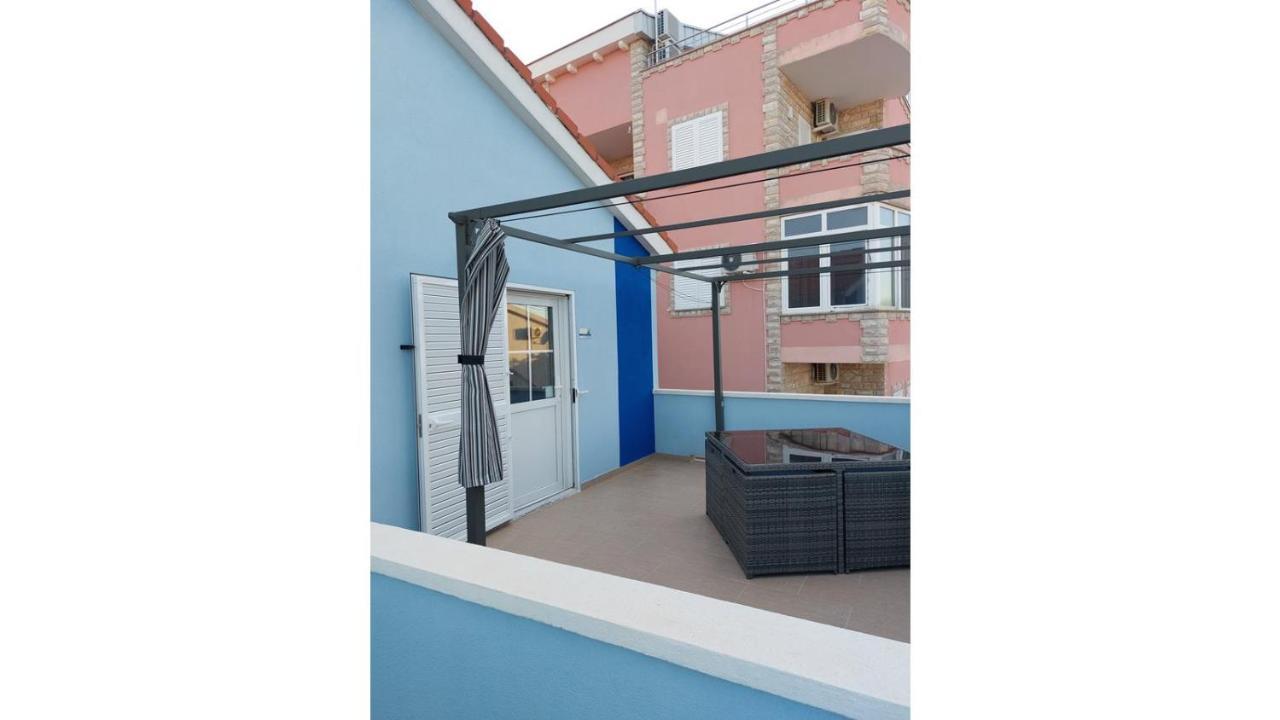 Blue Sea Vir Apartments Eksteriør bilde